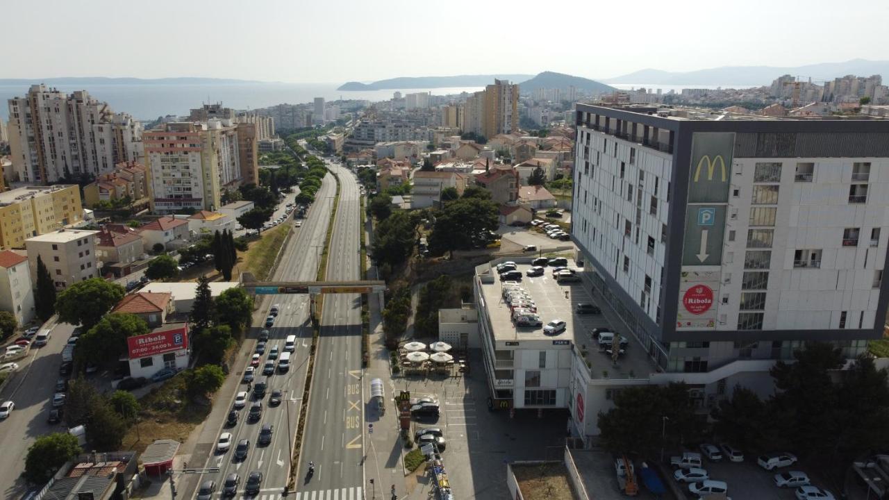 La Fragola Split Apartment Exterior photo